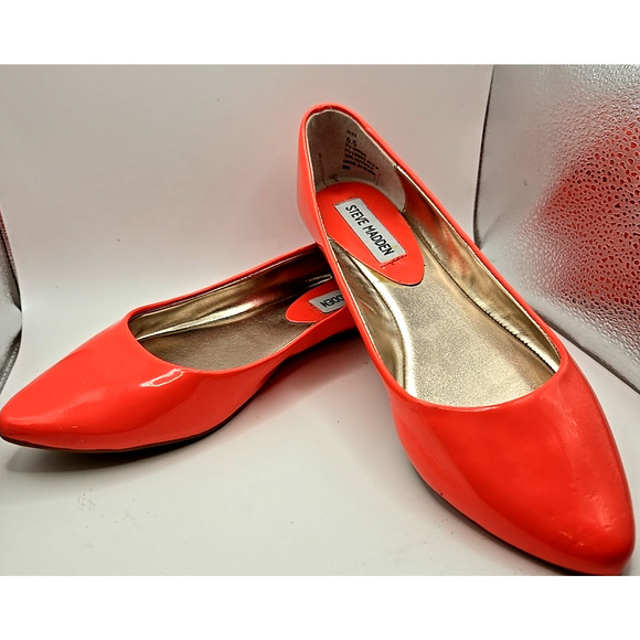 Ibiza Coral Pointed Toe Slip On Steve Madden Flats Size 6.5M Patent Leather EUC - Picture 1 of 8